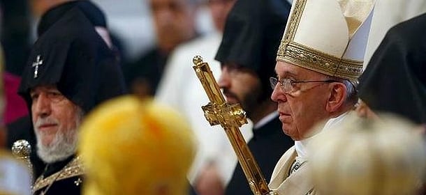 Papa Francesco con il capo della Chiesa Apostolica Armena