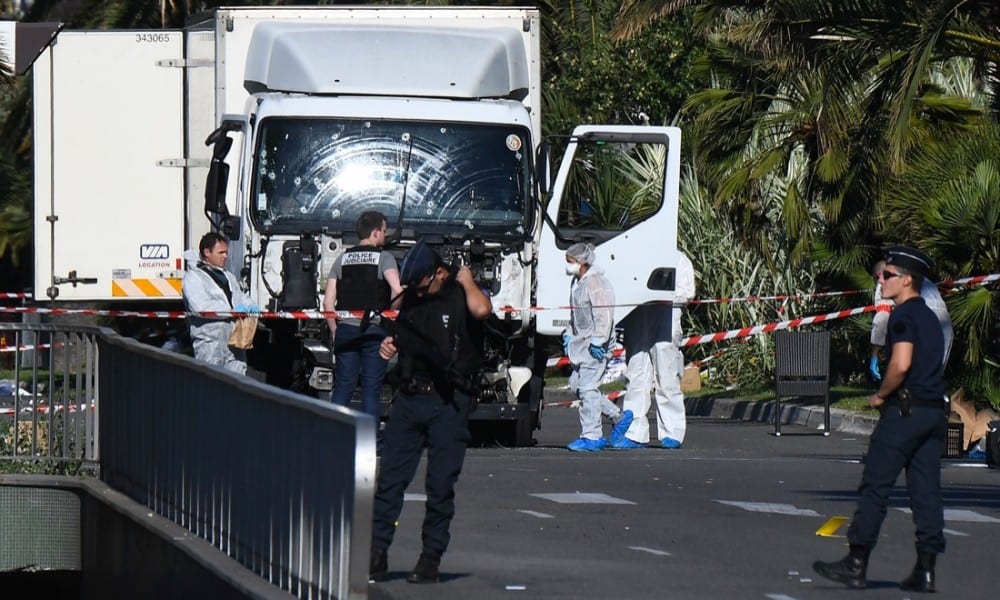 Strage di Nizza: le immagini dell'orrore [VIDEO]