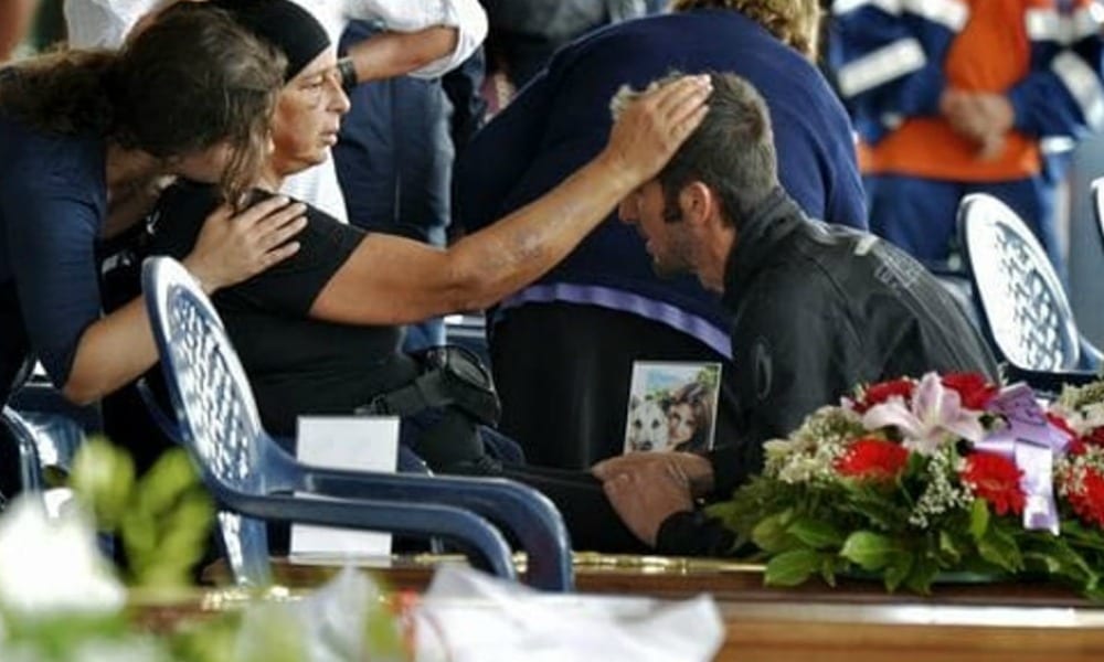 L'Italia piange le sue vittime. Funerali di Stato per i morti di Amatrice