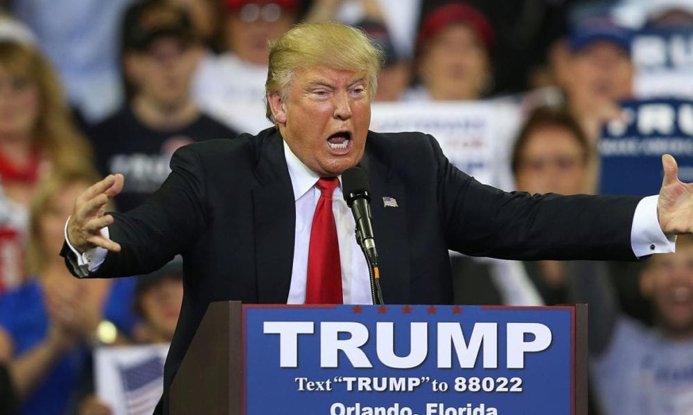 Donald Trump nudo in diverse città americane [FOTO]