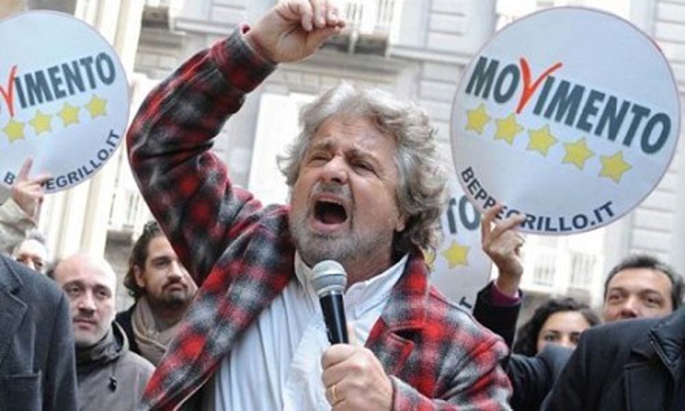 Beppe Grillo al raduno dei 5 Stelle: 