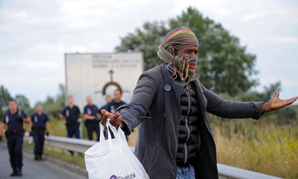 La Gran Bretagna prepara la Grande Muraglia anti migranti