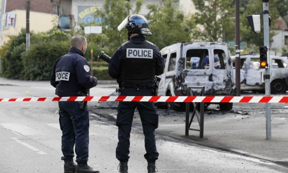 Attentato a Parigi e allarme terrorismo in Germania