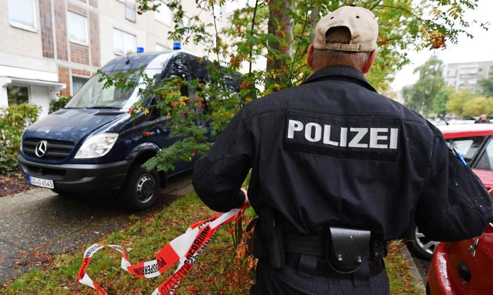 Germania, catturato siriano: "Preparava attentati". Tradito da un connazionale