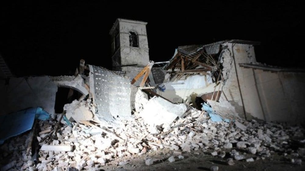 Terremoto, 100 scosse nella notte. Marche e Umbria senza pace