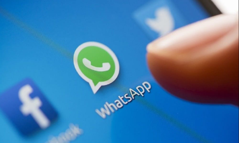Whatsapp nel mirino dell’Antitrust: sotto accusa la cessione dei dati a Facebook