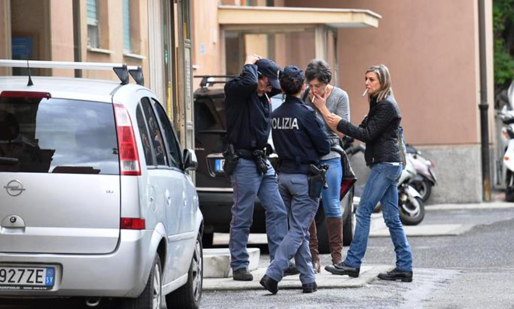 Genova, poliziotto uccide moglie e figlie e si toglie la vita