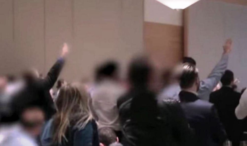 "Heil Trump!". E l'estrema destra americana fa il saluto nazista [VIDEO]