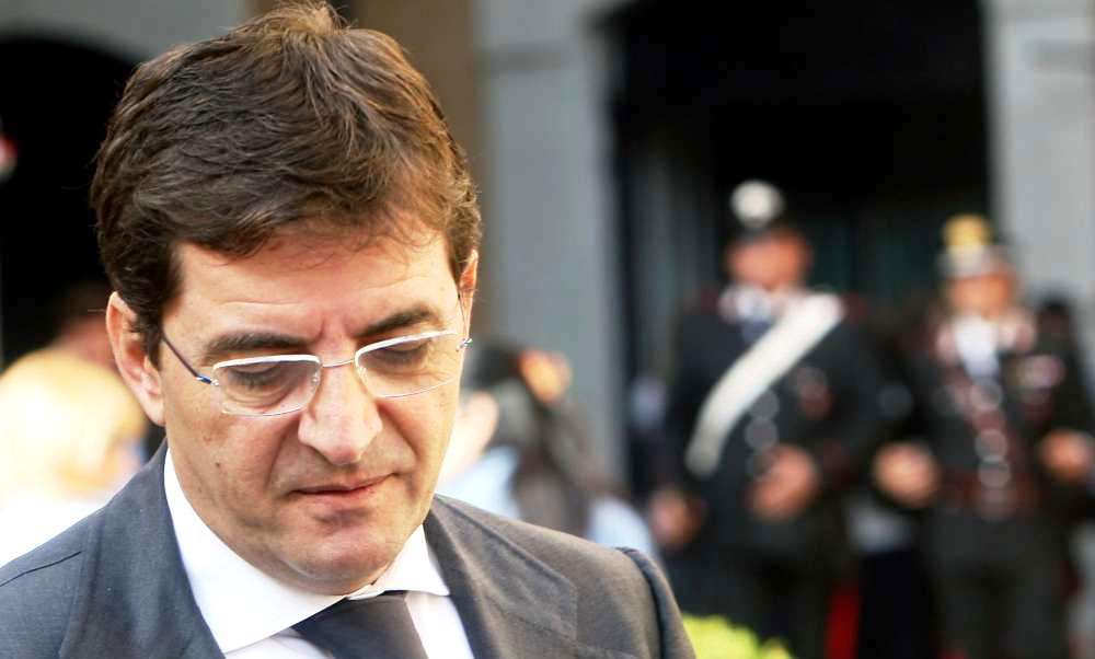 Camorra: 9 anni di carcere a Nicola Cosentino, ex sottosegretario Pdl