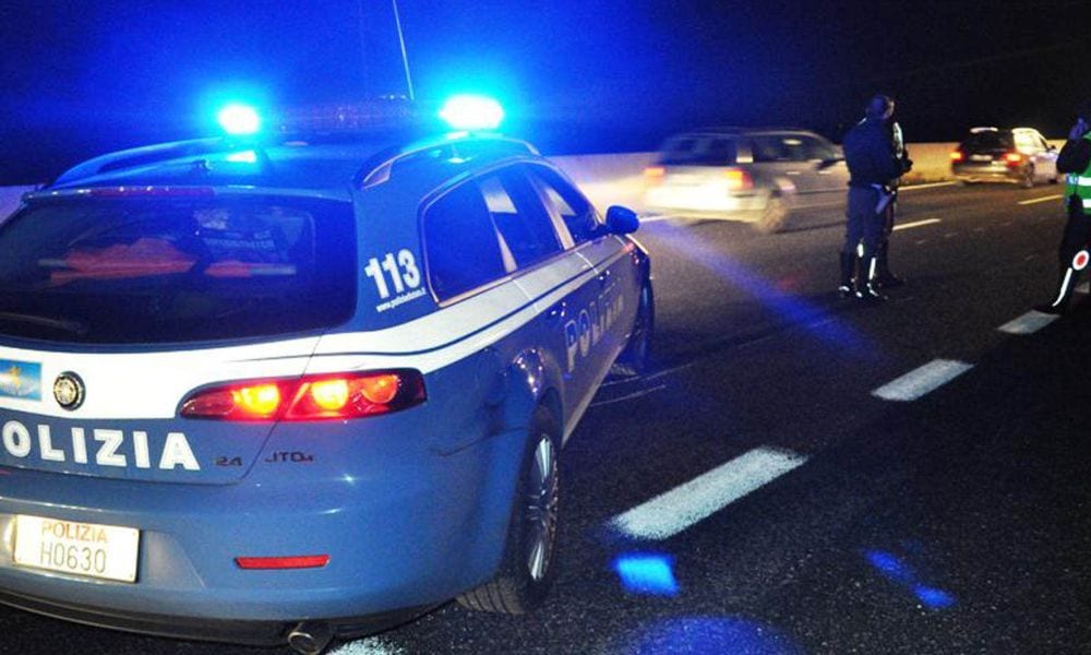 Violenta rapina: bottiglia in testa e bastonate [VIDEO]