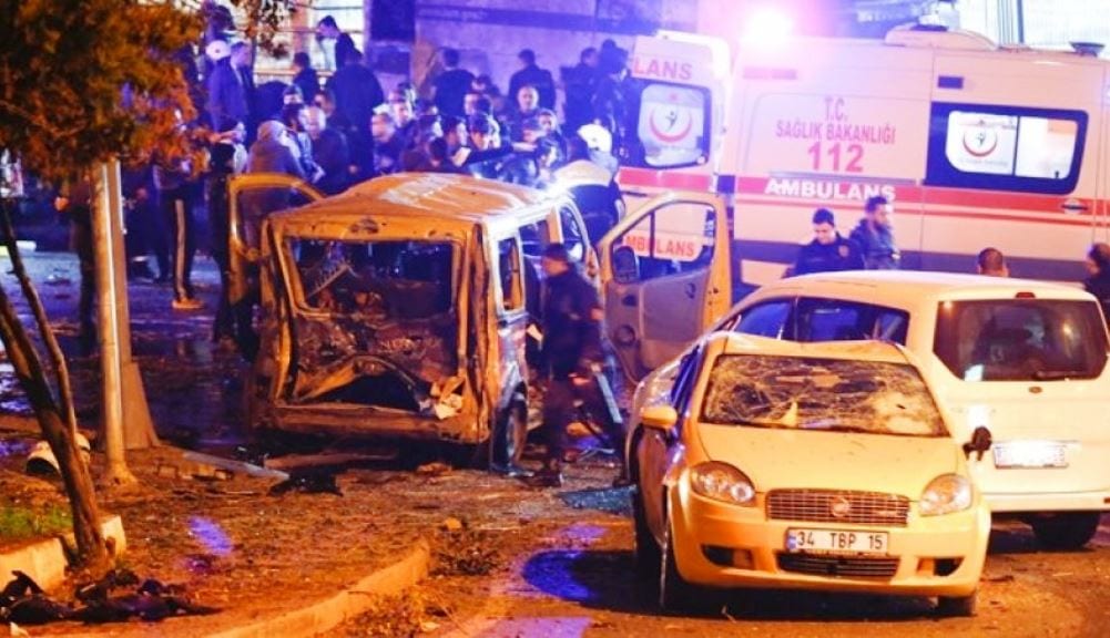 Turchia, doppio attentato a Istanbul: 29 morti e 166 feriti [VIDEO]