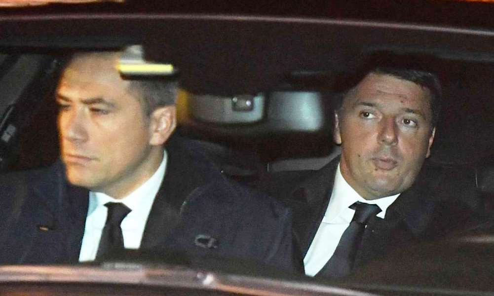 Matteo Renzi, il lungo addio. Al Quirinale per le dimissioni