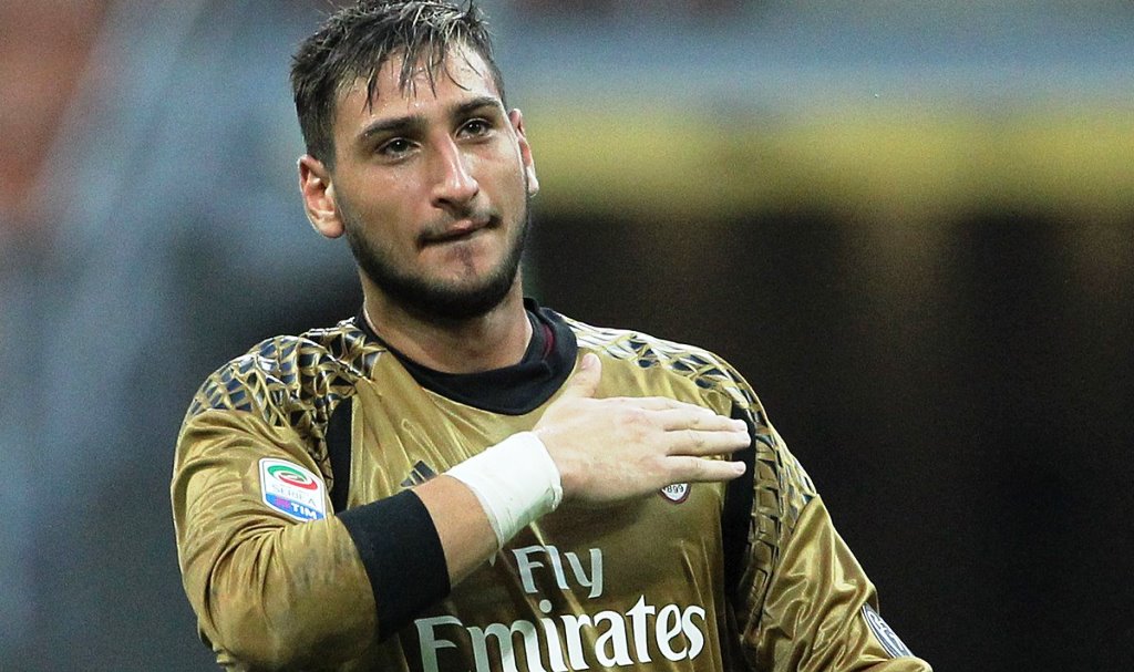 Donnarumma: tifosi infuriati, Milan sotto shock. "Ha rifiutato oltre 4 milioni a stagione per 5 anni" [VIDEO]
