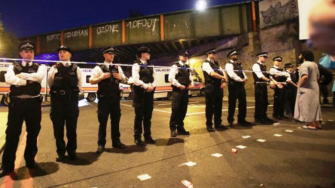 attacco alla moschea di Fisnbury Park Londra
