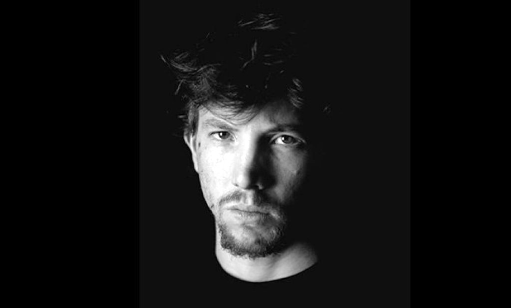Fotoreporter italiano ucciso in Ucraina: arresti a Bologna. Chi era Andrea Rocchelli [VIDEO]