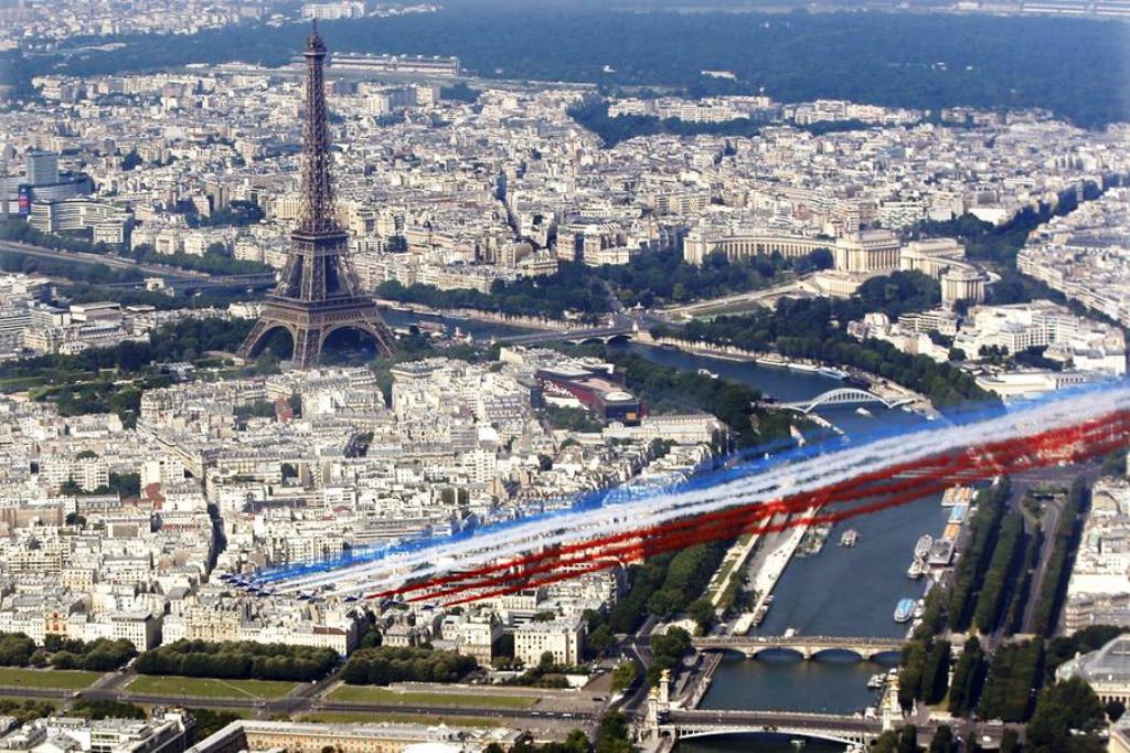 Francia, Festa del 14 Luglio con Trump. Un anno fa la strage di Nizza [VIDEO]