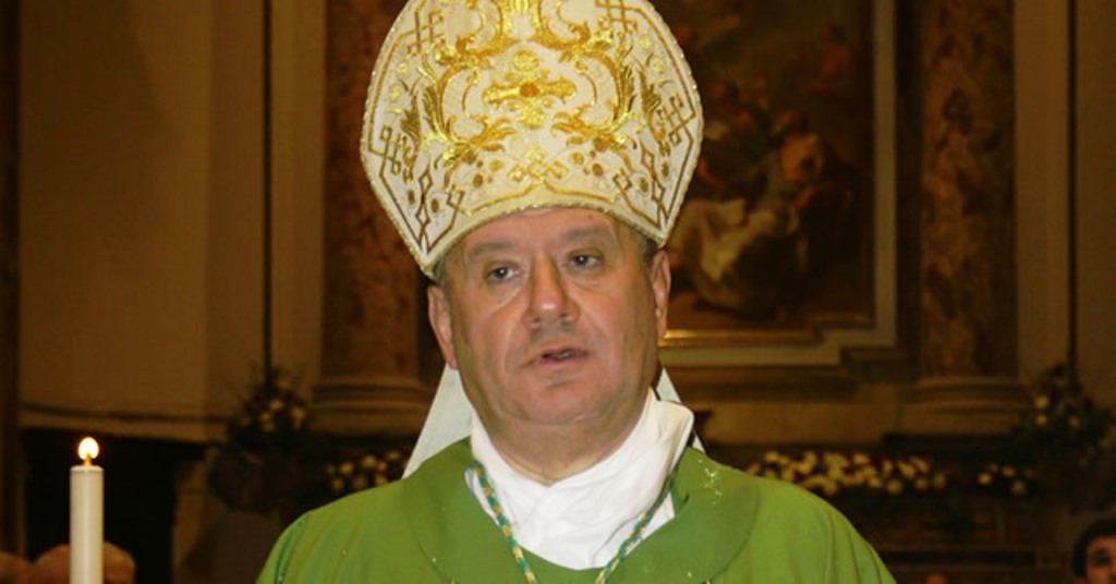 Monsignor Antonio di Dona, vescovo di Acerra dal 2013