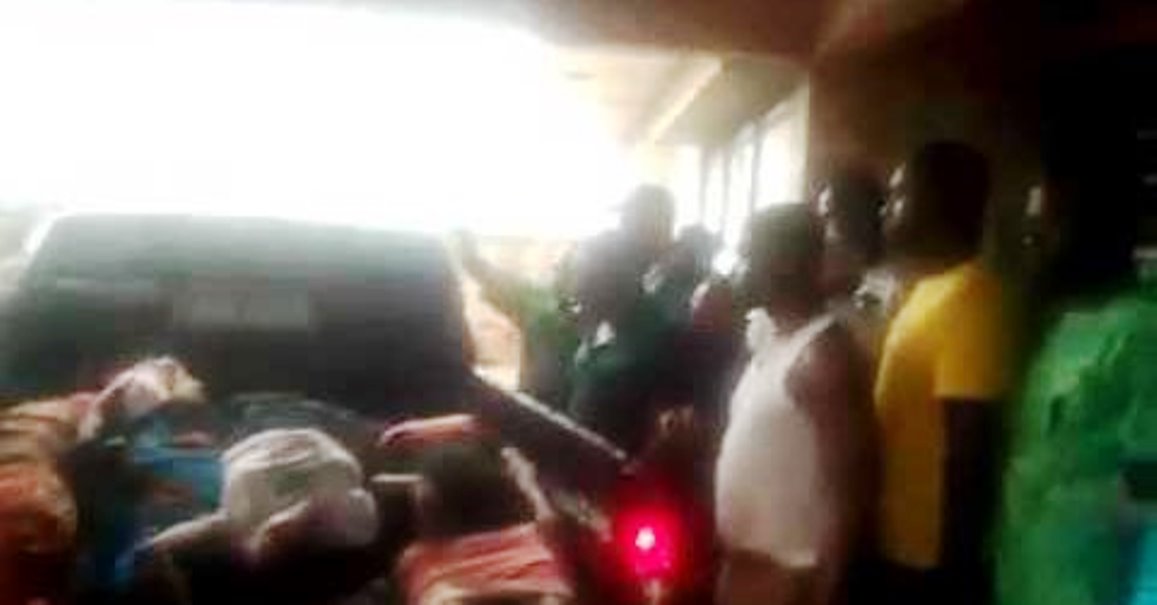 Nigeria, strage in chiesa durante la messa: decine di morti e feriti [VIDEO]