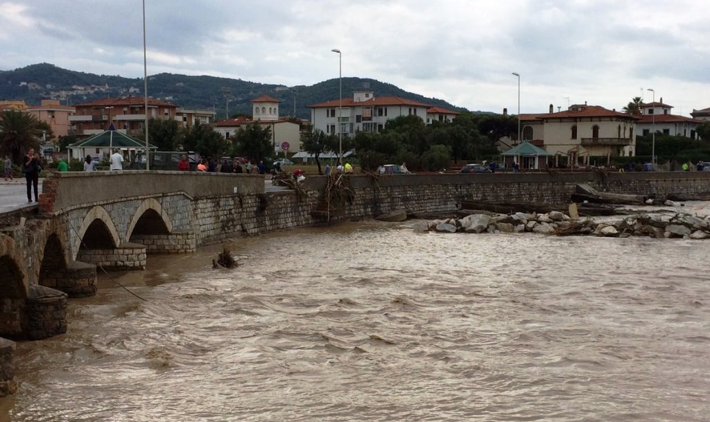 Bomba d'acqua fa strage a Livorno: trovato l'ultimo disperso