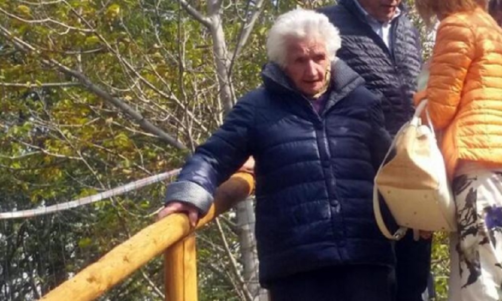 Terremoto, 95enne sfrattata lascia la casa: l'attacco della figlia in lacrime