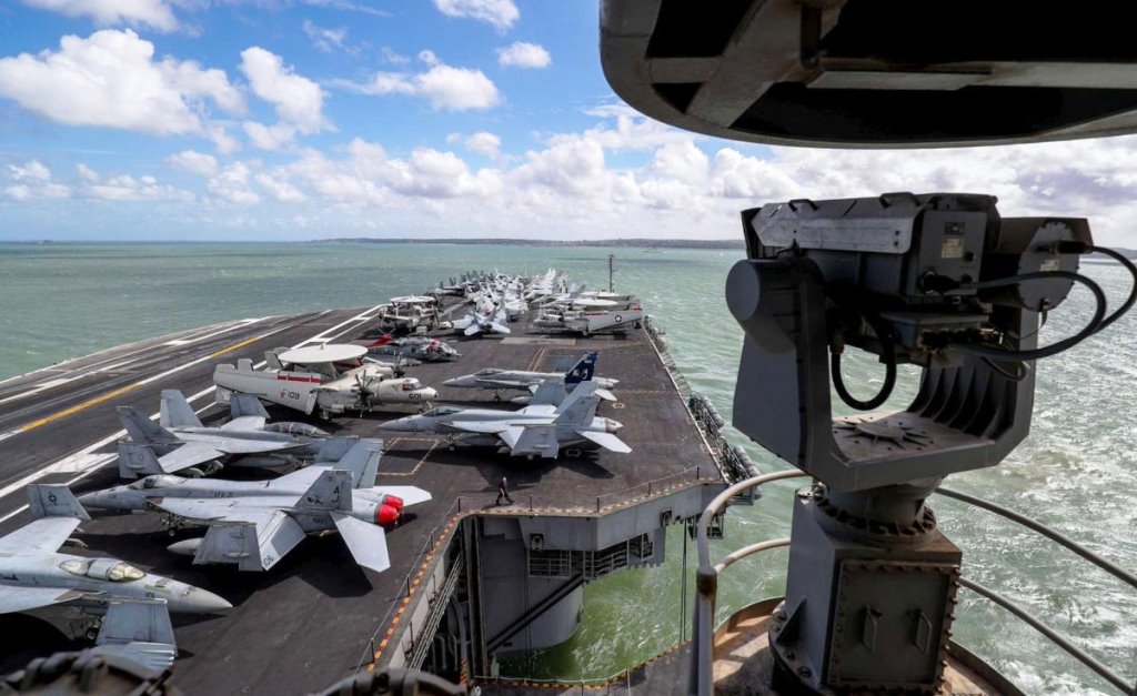 Corea del Nord, portaerei Usa esercitazioni. Scoppia la guerra?