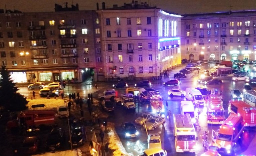 Russia, bomba in un supermercato a San Pietroburgo: 10 feriti e 50 evacuati