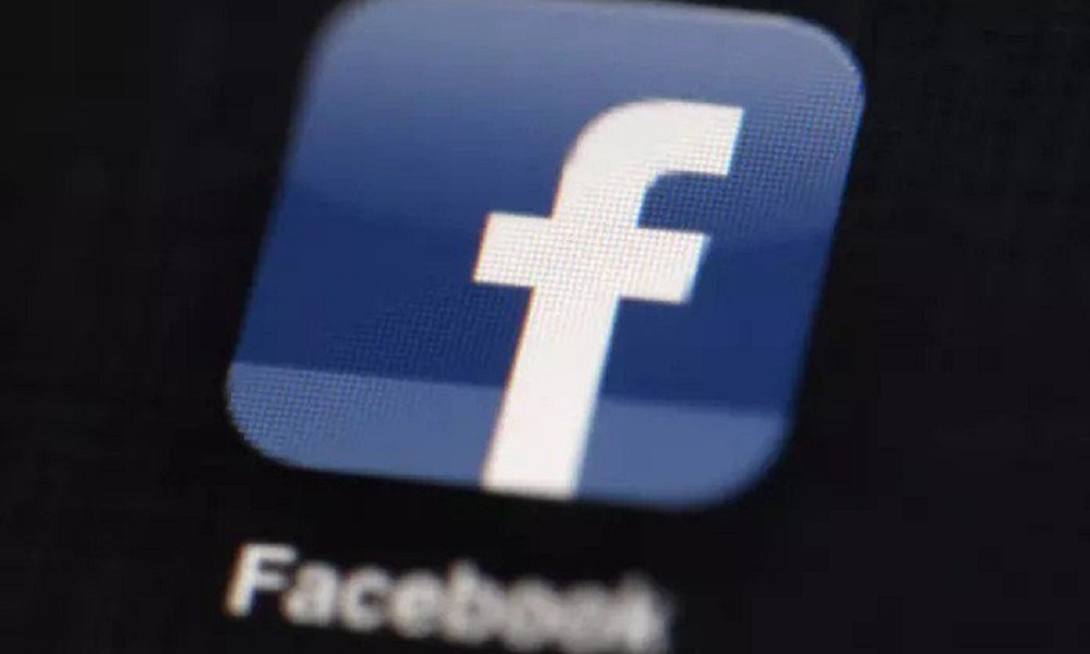 Facebook farà 'sparire' alcuni post dalle bacheche: tutte le frasi penalizzate