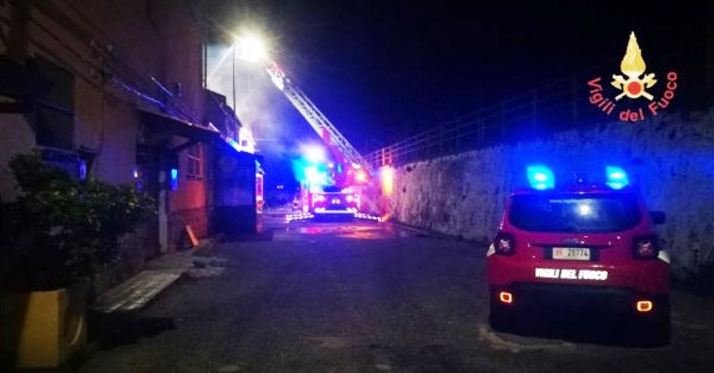 Incendio doloso in pub: due morti a Catanzaro. Ecco cosa è successo
