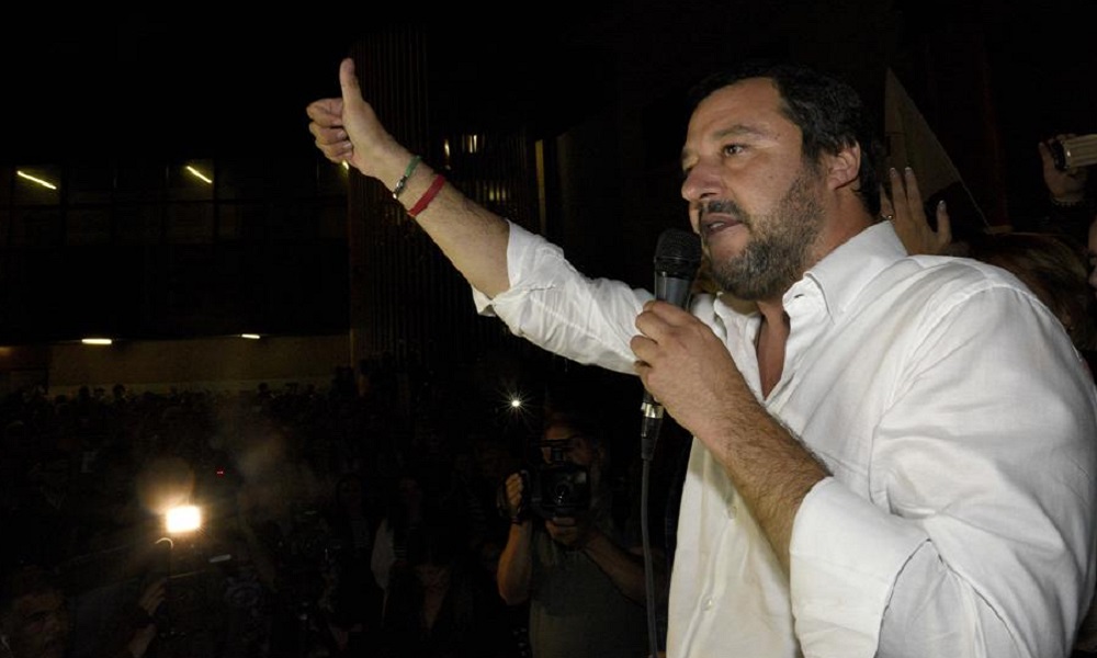 Governo Conte, Salvini si presenta da ministro: 
