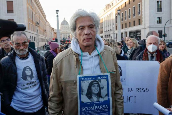 Pietro Orlandi Pietro Orlandi riceve una lettera recapitata alla madre: cosa contiene