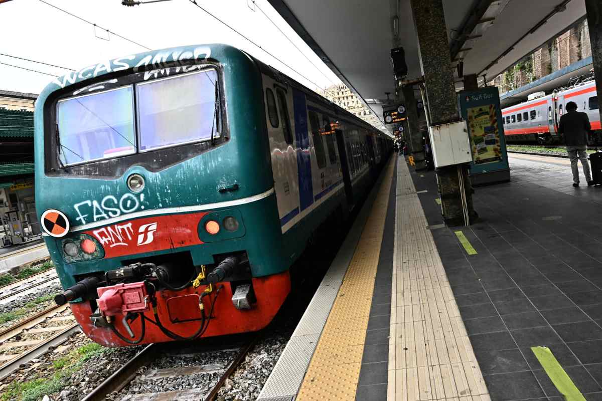 Ragazza di 21 anni violentata in treno: arrestato il presunto assalitore