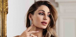 Anna tatangelo belen accappatoio