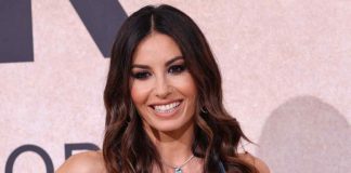 elisabetta gregoraci look spiaggia