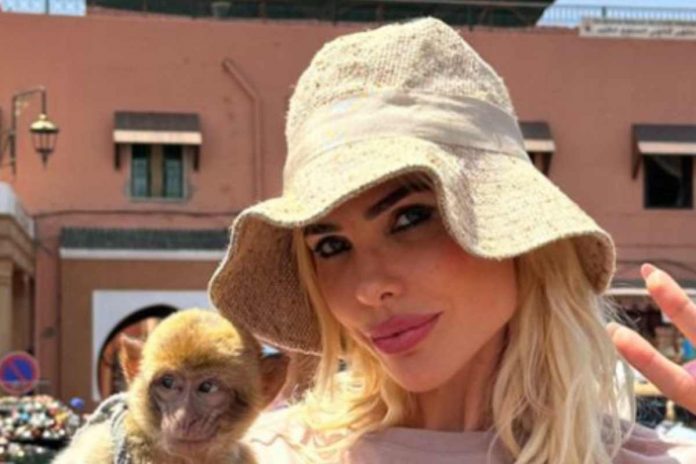 L'incontro tra Ilary Blasi e Nicola Savino a Marrakech