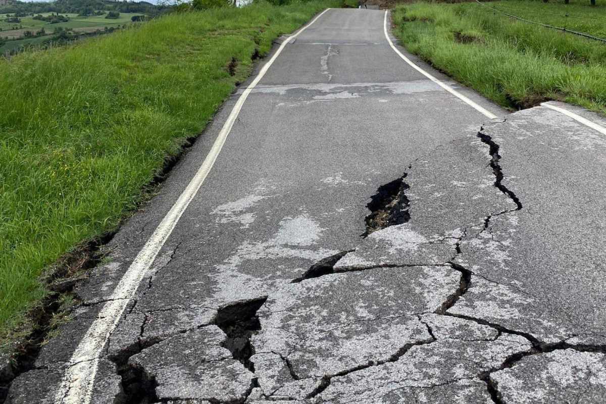 Danni causati dalle frane nel Comune ravennate di Casola Valsenio