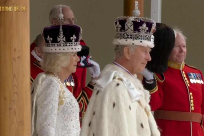 Carlo e Camilla proclamati re e regina
