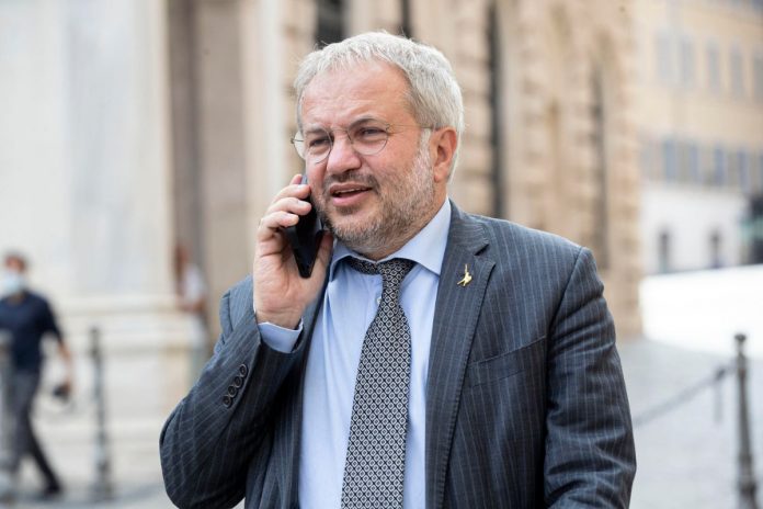 Autonomia regionale, l'intervista a Claudio Borghi (Lega)
