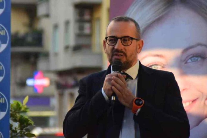Francesco Filini (FdI) Decreto lavoro, l'intervista di Velvetnews al deputato Francesco Filini (FdI)