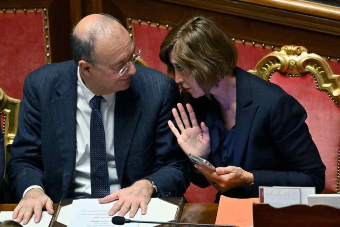Giuseppe Valditara, Anna Maria Bernini Studenti universitari in protesta contro il caro-affitti: Bernini critica Valditara per le polemiche con i sindaci di centrosinistra
