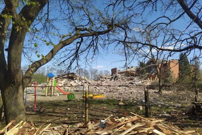 Guerra in Ucraina, treno con grano deraglia in Crimea
