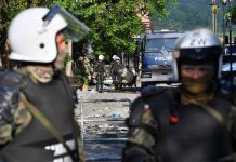 Kosovo: proseguono le proteste dopo gli scontri