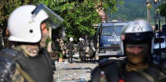 Kosovo: proseguono le proteste dopo gli scontri