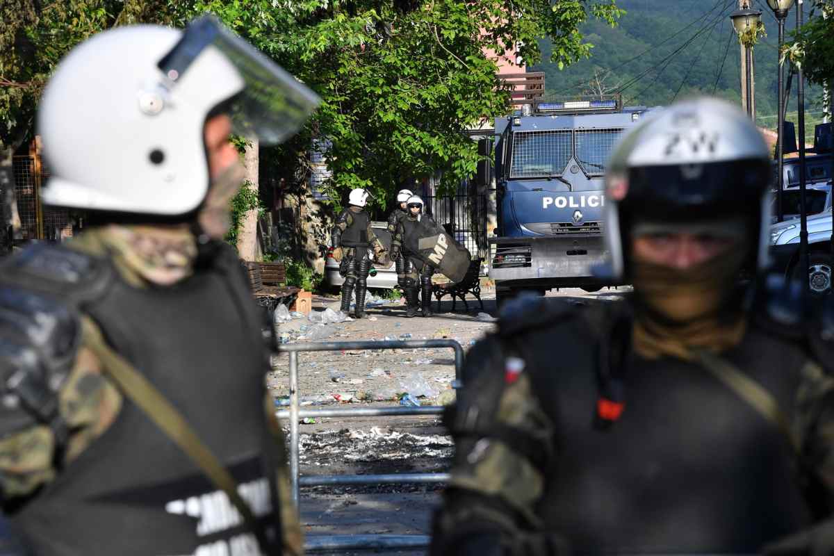 Kosovo: proseguono le proteste dopo gli scontri