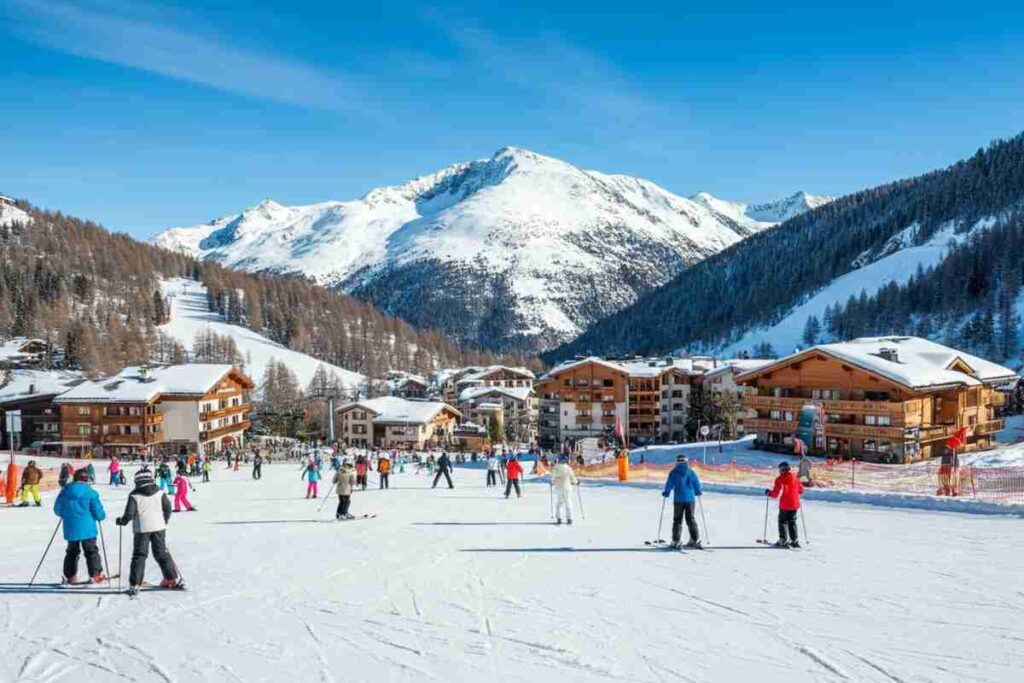 Roccaraso si prepara a un'affluenza record, ma il mistero delle banconote da venti euro usate dai turisti inquieta