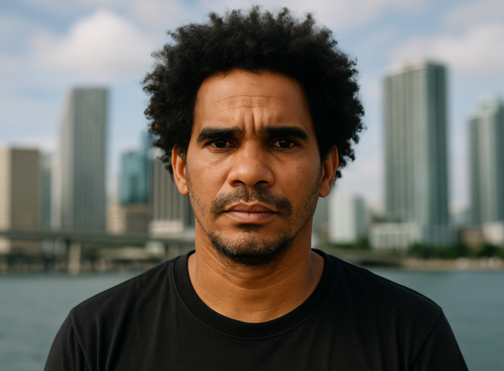 Artista dissidente cubano Luis Manuel Otero Alcántara arriva negli USA dopo 5 anni di carcere
