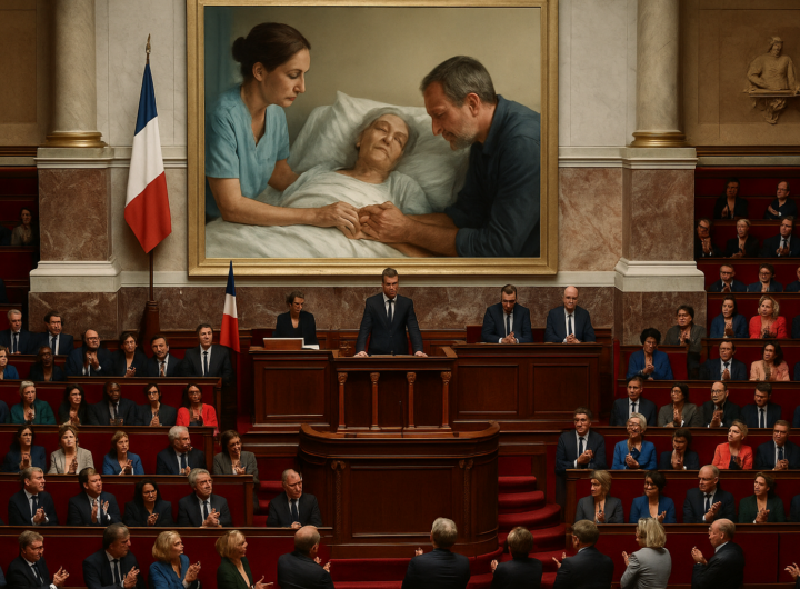 Francia approva la legge sulla morte assistita: Macron bypassa il Senato verso la Corte Costituzionale