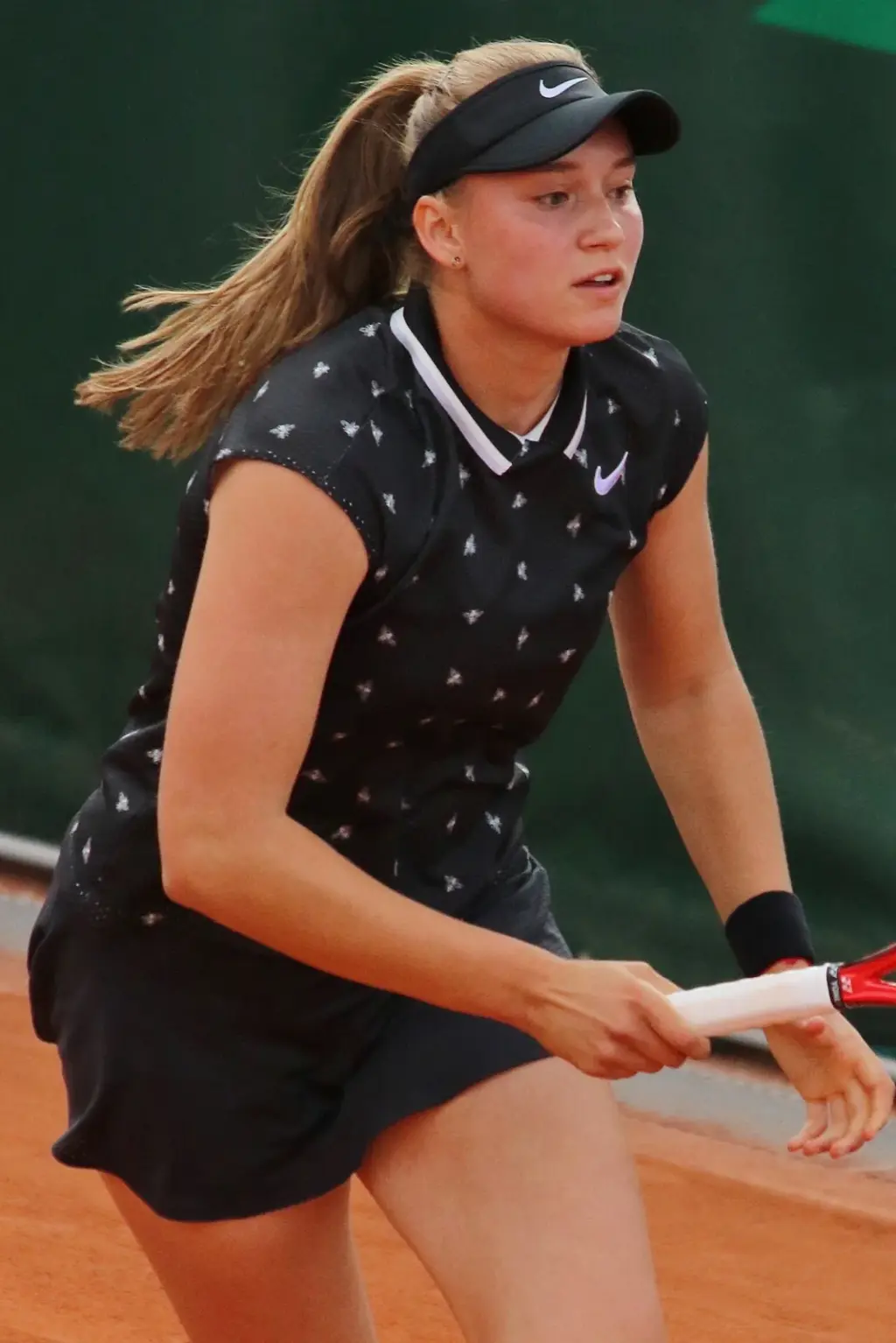 Rybakina si ritira da Cincinnati: i dubbi sulla forma fisica prima dello US Open