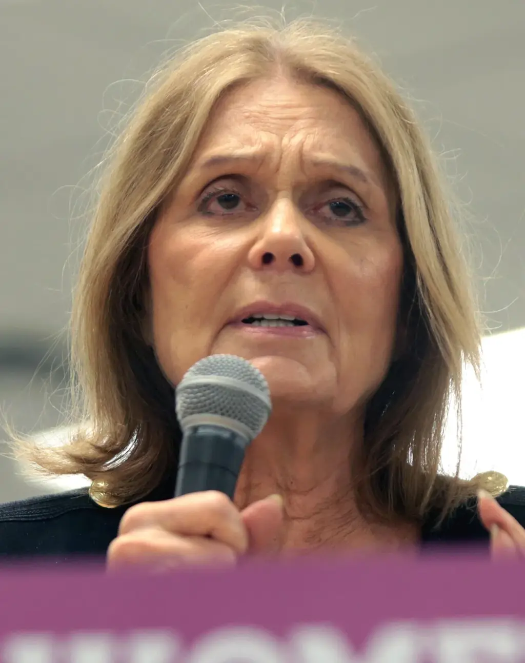 Gloria Steinem, icona del femminismo americano, muore a 92 anni