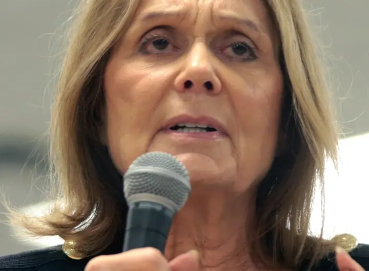Gloria Steinem, icona del femminismo americano, muore a 92 anni