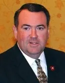 Huckabee in Cisgiordania: l'inviato USA visita Turmus Ayya colpita dalla violenza dei coloni
